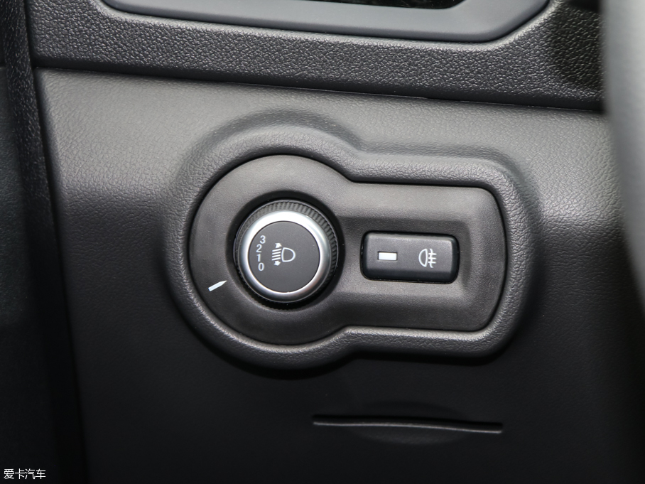 2016MGJ 1.5L ԄӳֵA