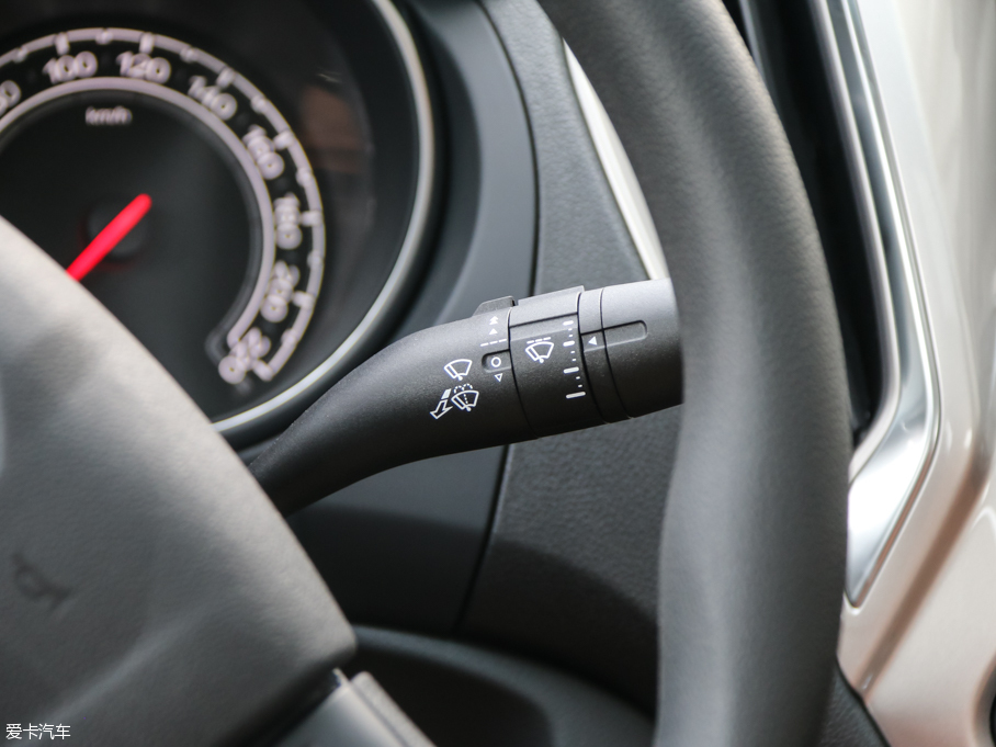 2016MGJ 1.5L ԄӳֵA