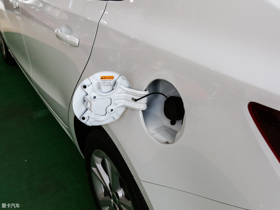 2016MGJ 1.5L ԄӳֵA