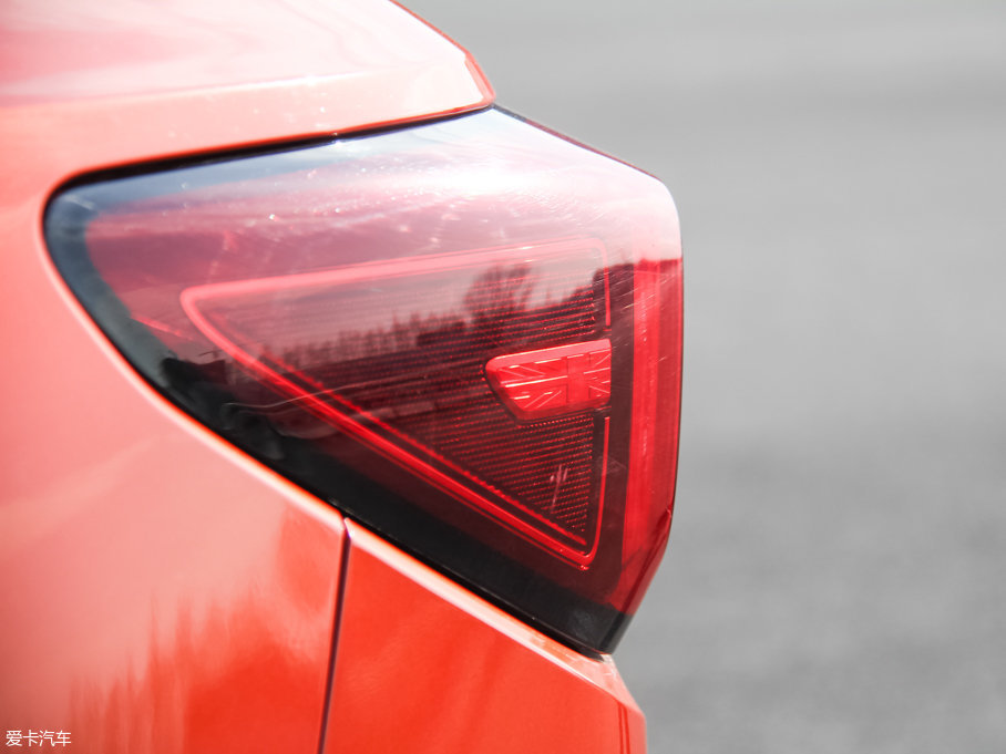 2017MG ZS 16T ԄŞW