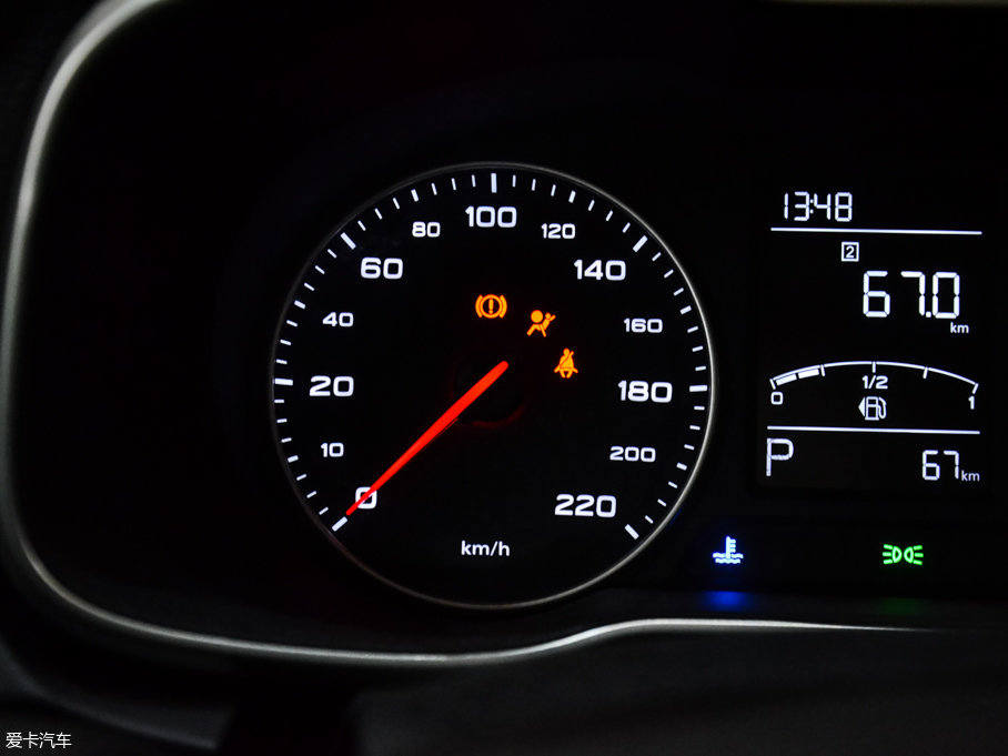 2017MG ZS 16T ԄŞW