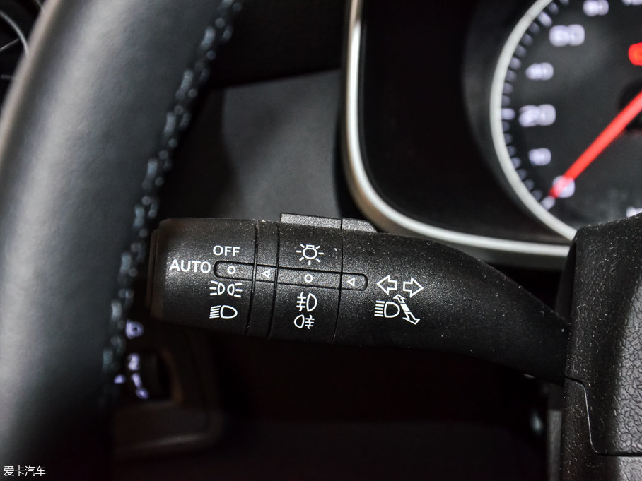 2017MG ZS 16T ԄŞW