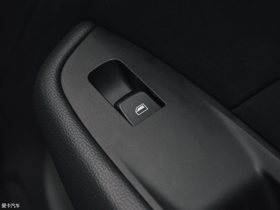 2017MG ZS 1.5L ԄW