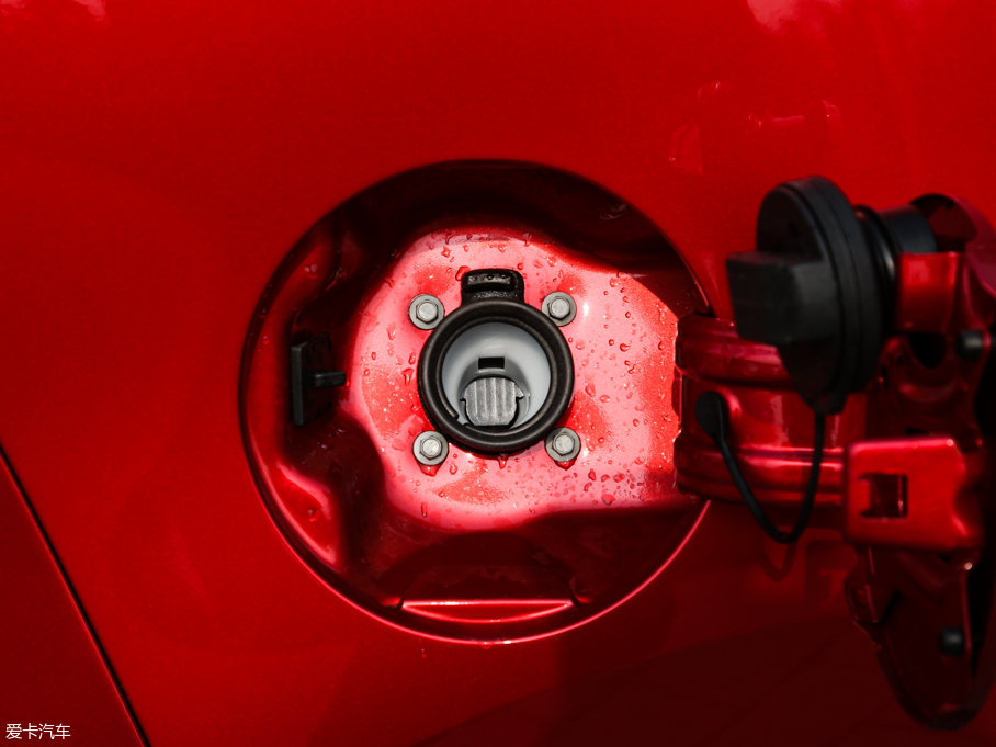 2017MG ZS 16T ԄŞW