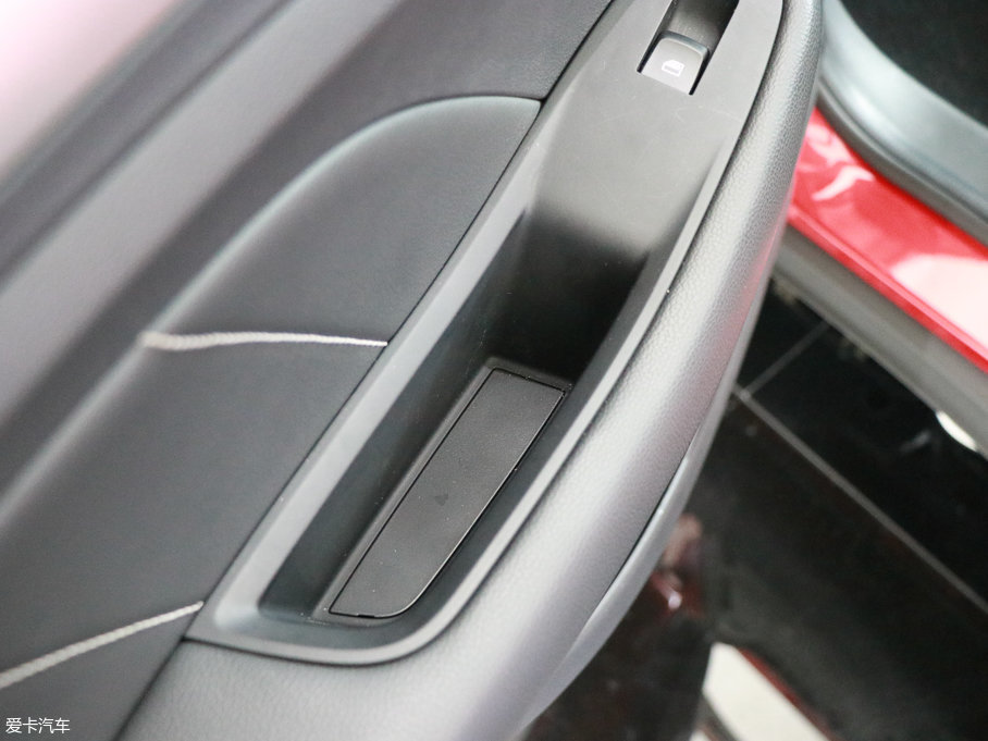 2017MG ZS 1.5L ԄW