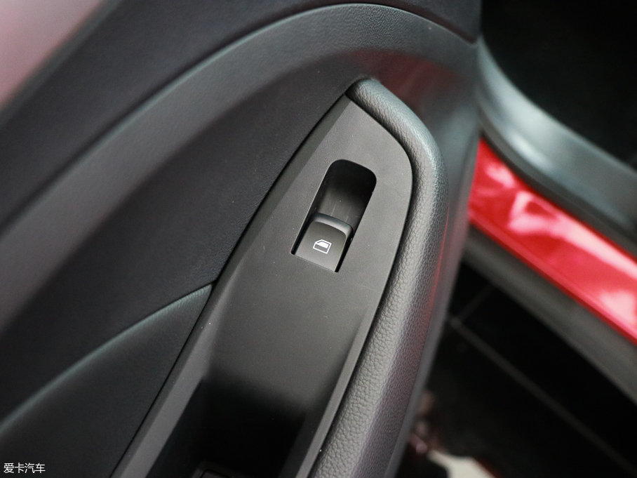 2017MG ZS 1.5L ԄW