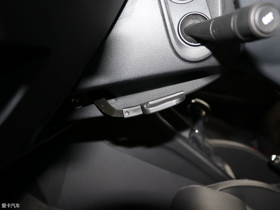 2017MG ZS 1.5L Ԅ(dng)(lin)W(wng)