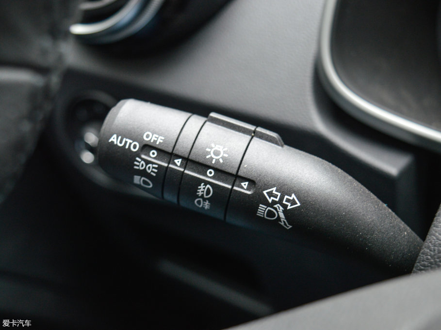 2017MG ZS 1.5L ԄW