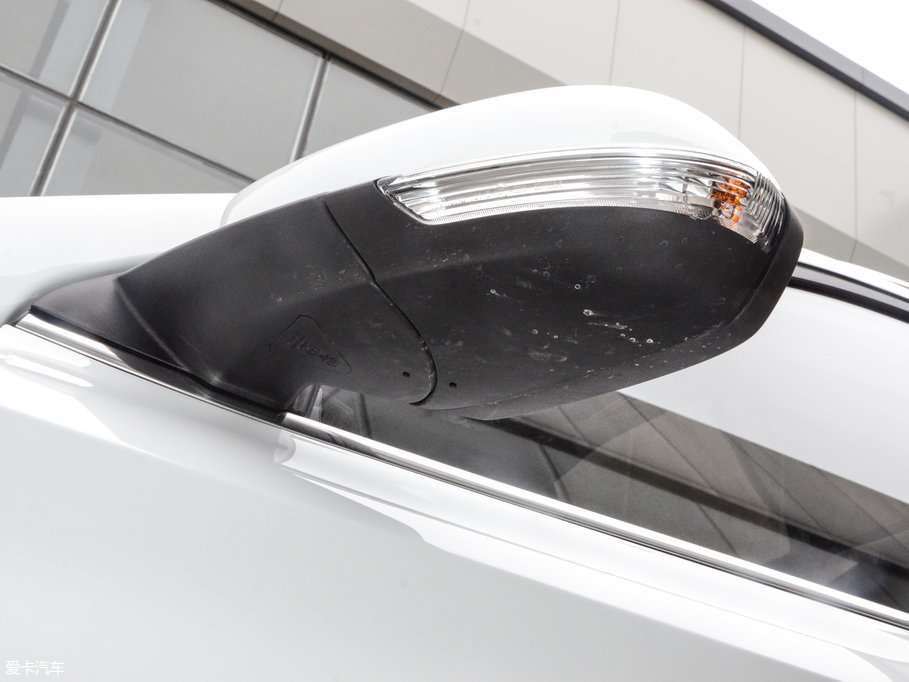 2017MG ZS 16T ԄŞW