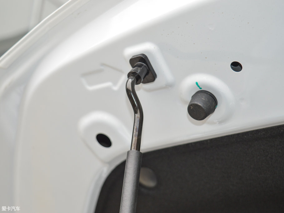 2017MG ZS 16T ԄŞW