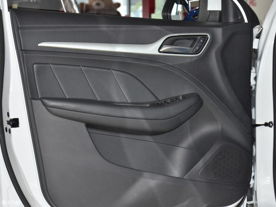 2017MG ZS 1.5L քӾӢ