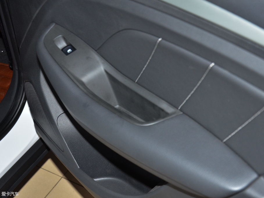 2017MG ZS 1.5L քӾӢ