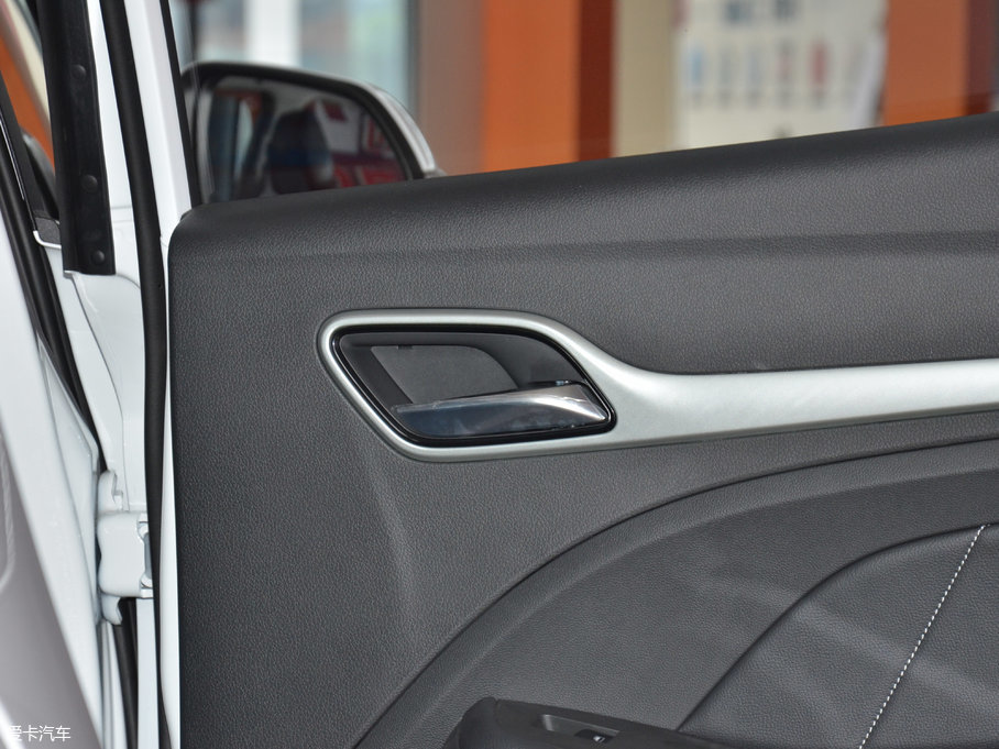 2017MG ZS 1.5L քӾӢ