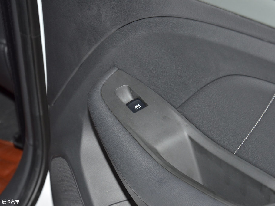 2017MG ZS 1.5L քӾӢ