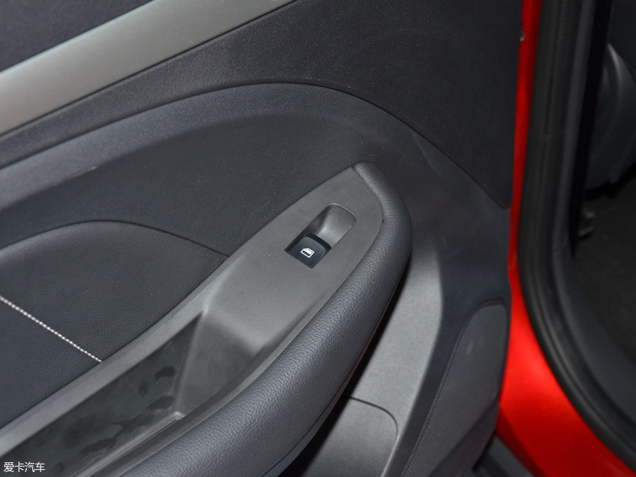 2017MG ZS 1.5L քӺA