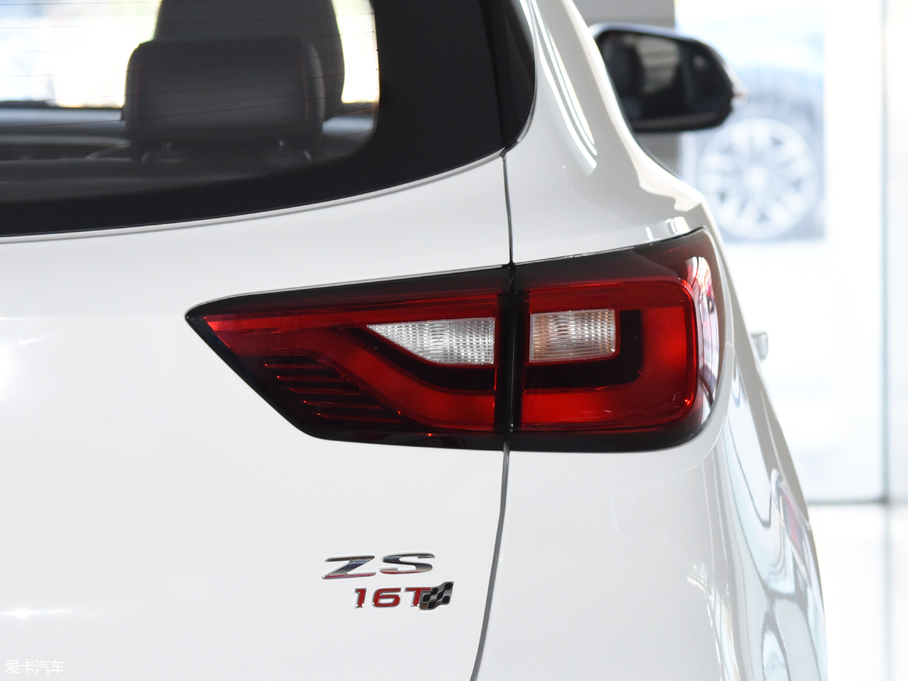 2017��MG ZS 16T �Ԅ�������