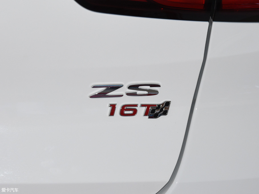 2017��MG ZS 16T �Ԅ�������