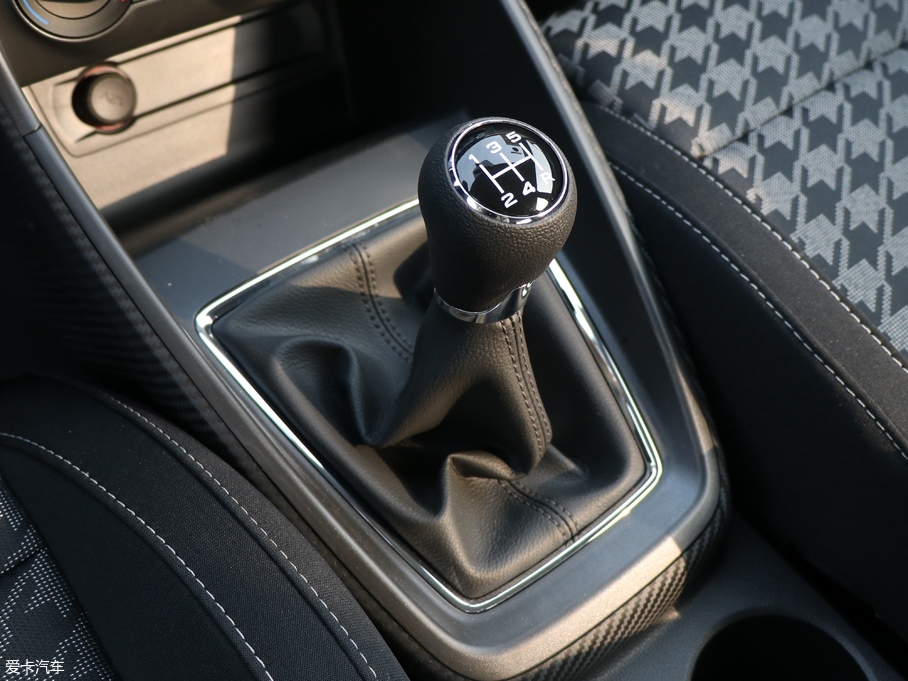 2017MG ZS 1.5L քLа