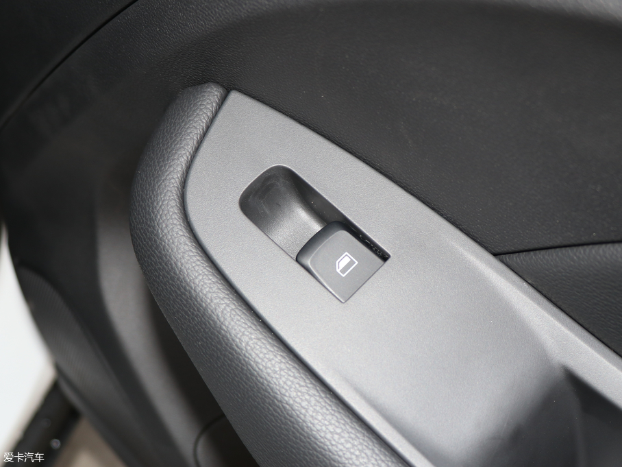 2017MG ZS 1.5L ԄӾӢ