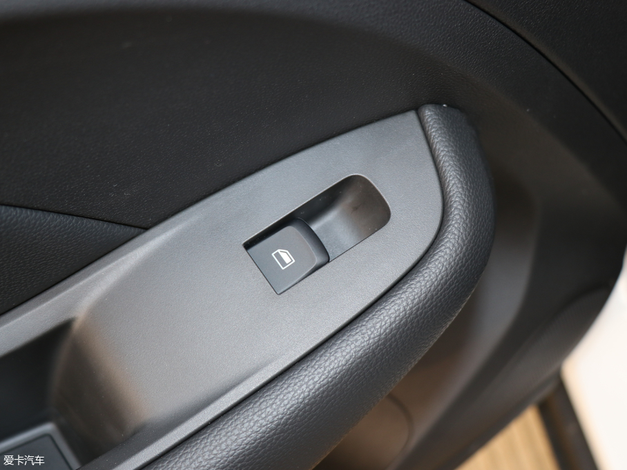 2017MG ZS 1.5L ԄӾӢ