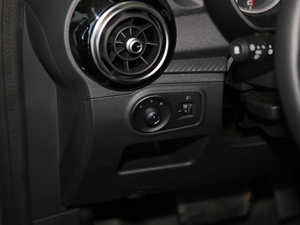 20171.5L ԄW п؅^