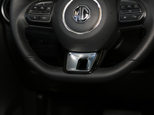 20171.5L ԄW п؅^