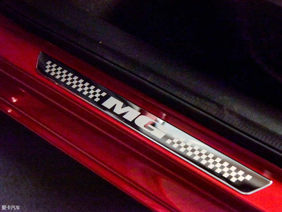 2017MG6 20T ԄTrophyW V