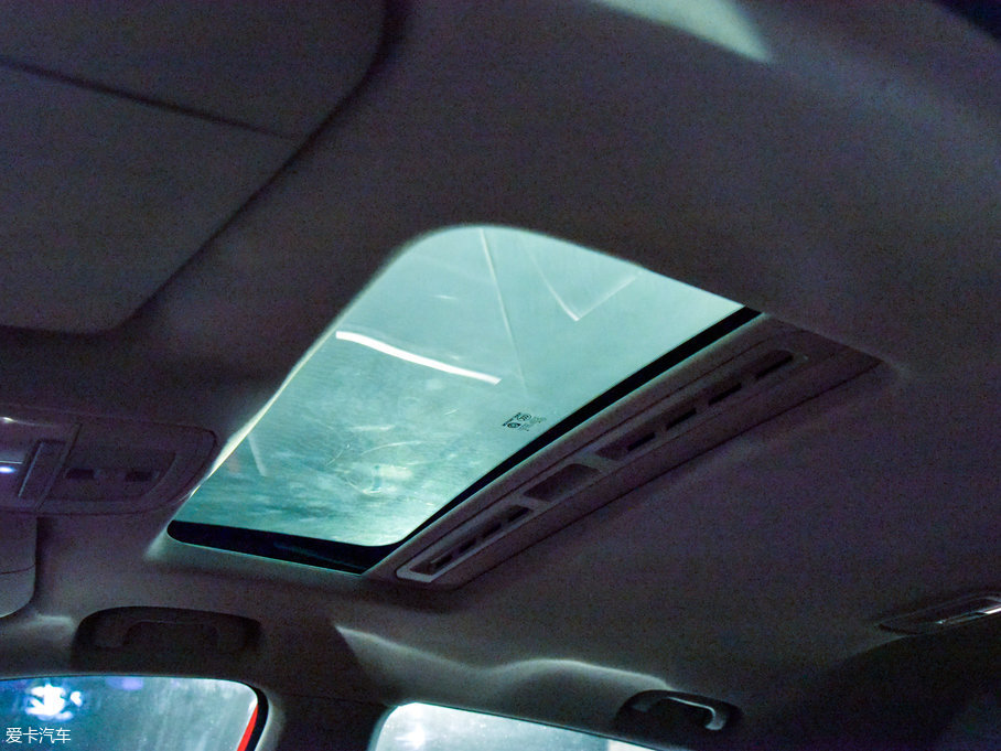 2017MG6 20T ԄTrophyW V