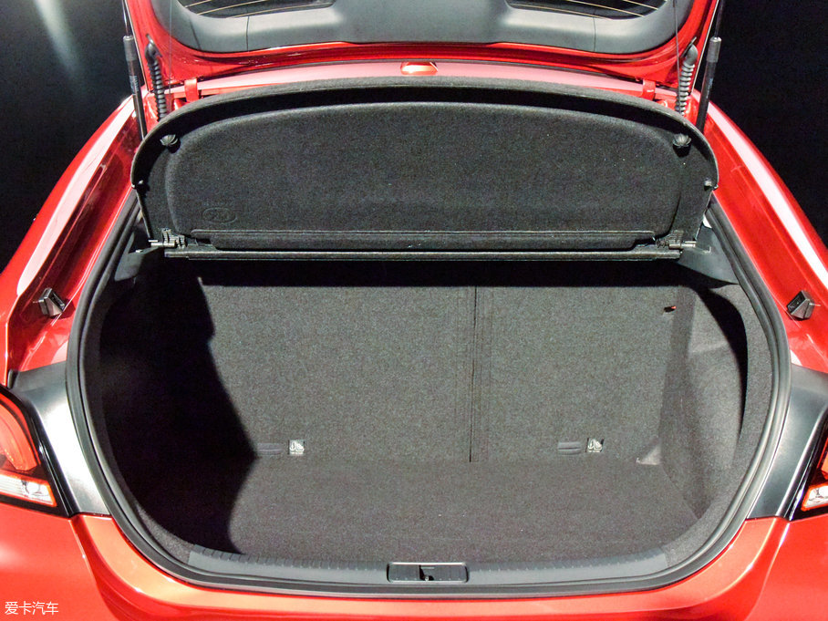 2017MG6 20T ԄTrophyW V