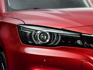 201720T ԄTrophyW V ^