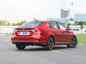 201720T ԄTrophyW V w^