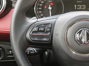 201720T ԄTrophyW V п؅^