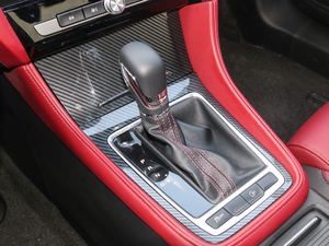 201720T ԄTrophyW V QU