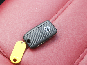 201720T ԄTrophyW V 