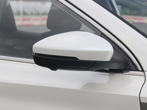 201720T ԄTrophyW V ^