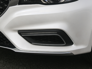 201720T ԄTrophyW V ^