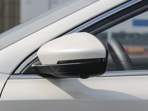 201720T ԄTrophyW V ^