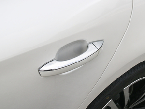 201720T ԄTrophyW V ^