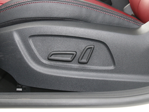 201720T ԄTrophyW V {{