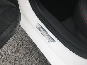 201720T ԄTrophyW V g