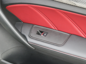 201720T ԄTrophyW V g