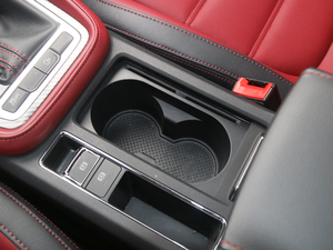 201720T ԄTrophyW V g