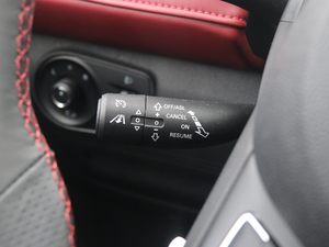 201720T ԄTrophyW V п؅^