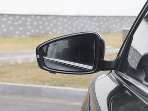 201720T ԄTrophyW V ^