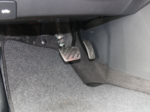 201720T ԄTrophyW V g