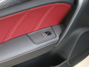 201720T ԄTrophyW V g