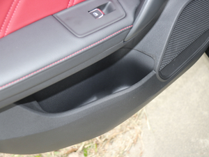 201720T ԄTrophyW V g