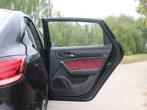 201720T ԄTrophyW V g