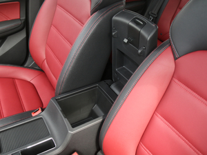 201720T ԄTrophyW V g