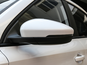 201720T ԄӾӢ V ^